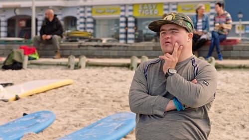 De groep waagt zich aan avonturen op strand en zee