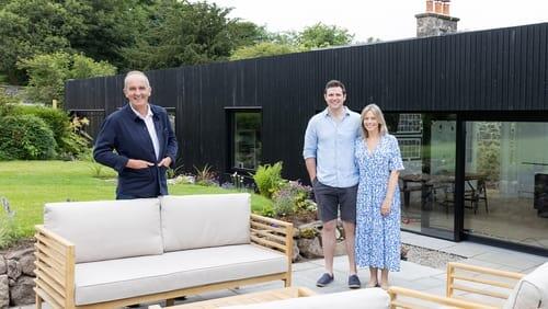 Kinross, Scotland: Black Minimalist House