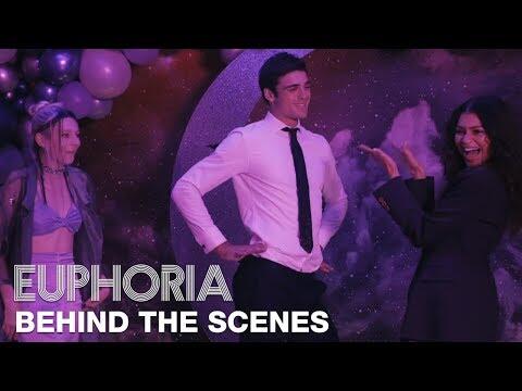 the winter formal and all for us - behind the scenes of season 1 episode 8