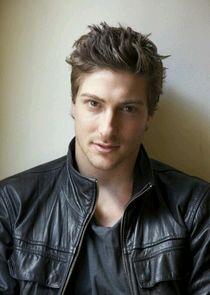 Daniel Lissing