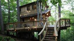 Asheville's Diamond in the Sky Treehouse