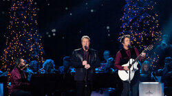 CMA Country Christmas 2013