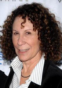 Rhea Perlman