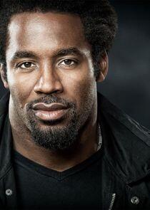 Dhani Jones