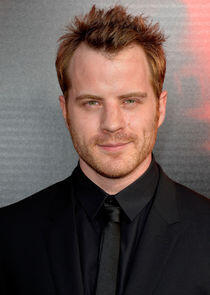 Robert Kazinsky