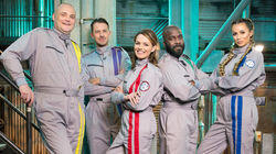 Celebrity Crystal Maze (5)