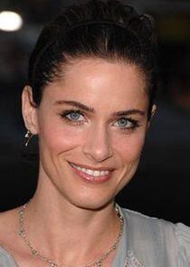 Amanda Peet