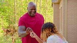 Shaq Gives Back