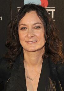 Sara Gilbert