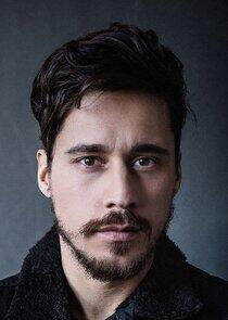 Peter Gadiot Peter Gadiot