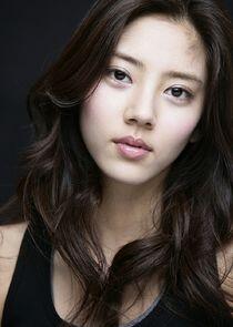 Son Dam Bi