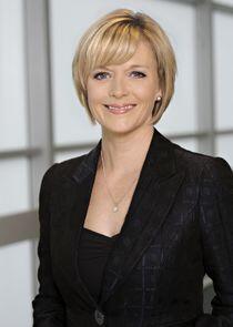 Julie Etchingham