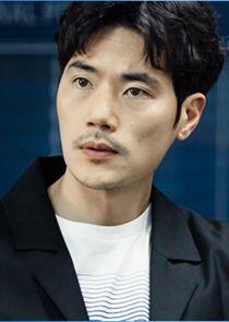 Kim Joon Hyuk / Kim Bum Gyoon (2037)