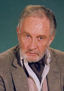 Roy Dotrice