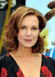 Elizabeth Perkins