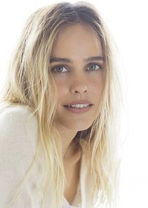 Isabel Lucas