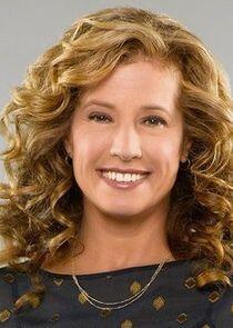 Nancy Travis