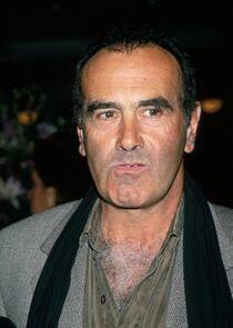 Dan Hedaya