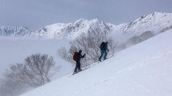 Hakuba: Off Piste to a Hidden Hot Spring