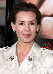 Embeth Davidtz