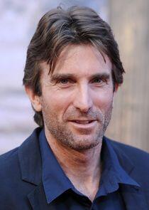 Sharlto Copley