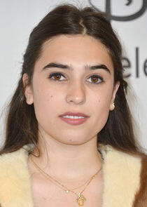 Clara Mamet