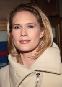 Stephanie March