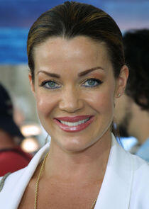 Claudia Christian