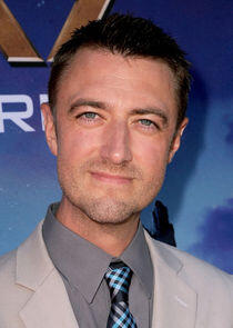 Sean Gunn