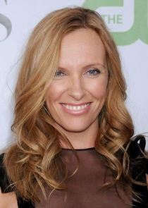 Toni Collette