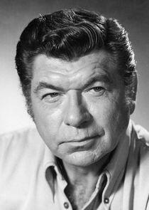 Claude Akins