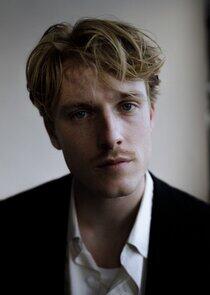 Louis Hofmann Louis Hofmann