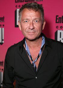 Sean Pertwee