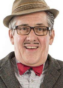 Count Arthur Strong