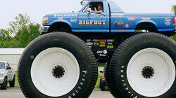 Ultimate Monster Trucks