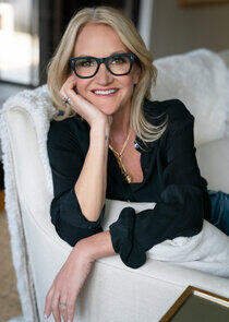 photo of Mel Robbins