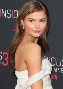 Stefanie Scott