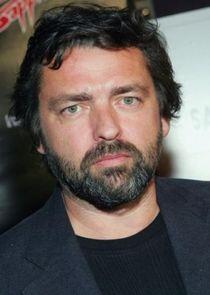 Angus Macfadyen