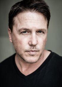 Lochlyn Munro