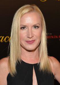 Angela Kinsey