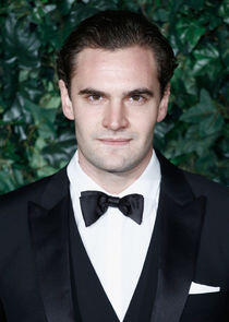 Tom Bateman