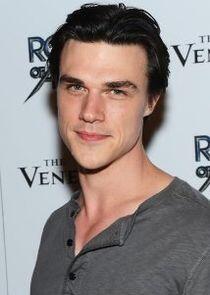 Finn Wittrock