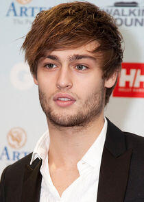 Douglas Booth