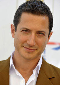 Sasha Roiz