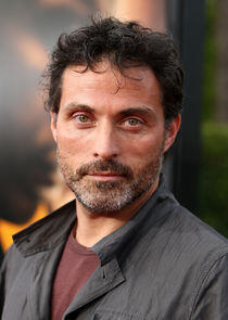 photo of Rufus Sewell