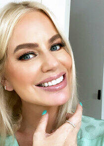 photo of Caroline Stanbury