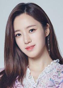 Shin Yoon Ah