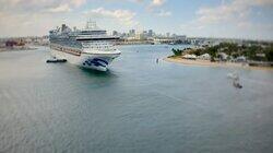 Cruise Ship Colossus