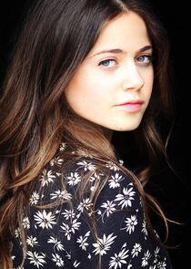 Molly Gordon