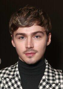 Miles Heizer